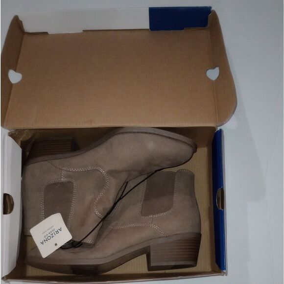 🆕👢 Arizona Charlton Booties - Dark Taupe - Picture 6 of 7